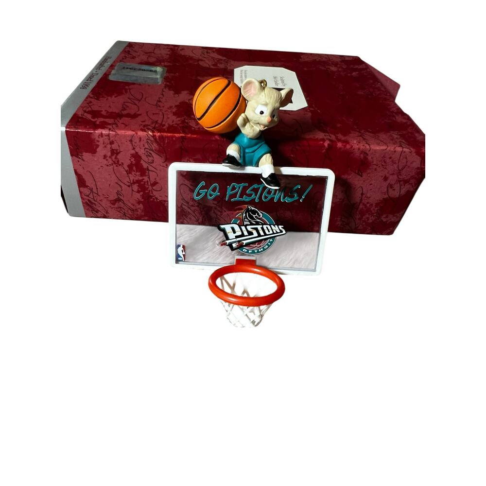 Hallmark Keepsake Ornament NBA Collection Detroit Pistons 1998 vintage